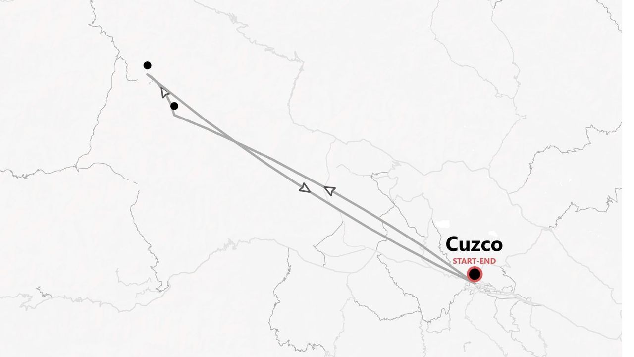 A map showing a travel itinerary route that starts and ends in Cuzco.