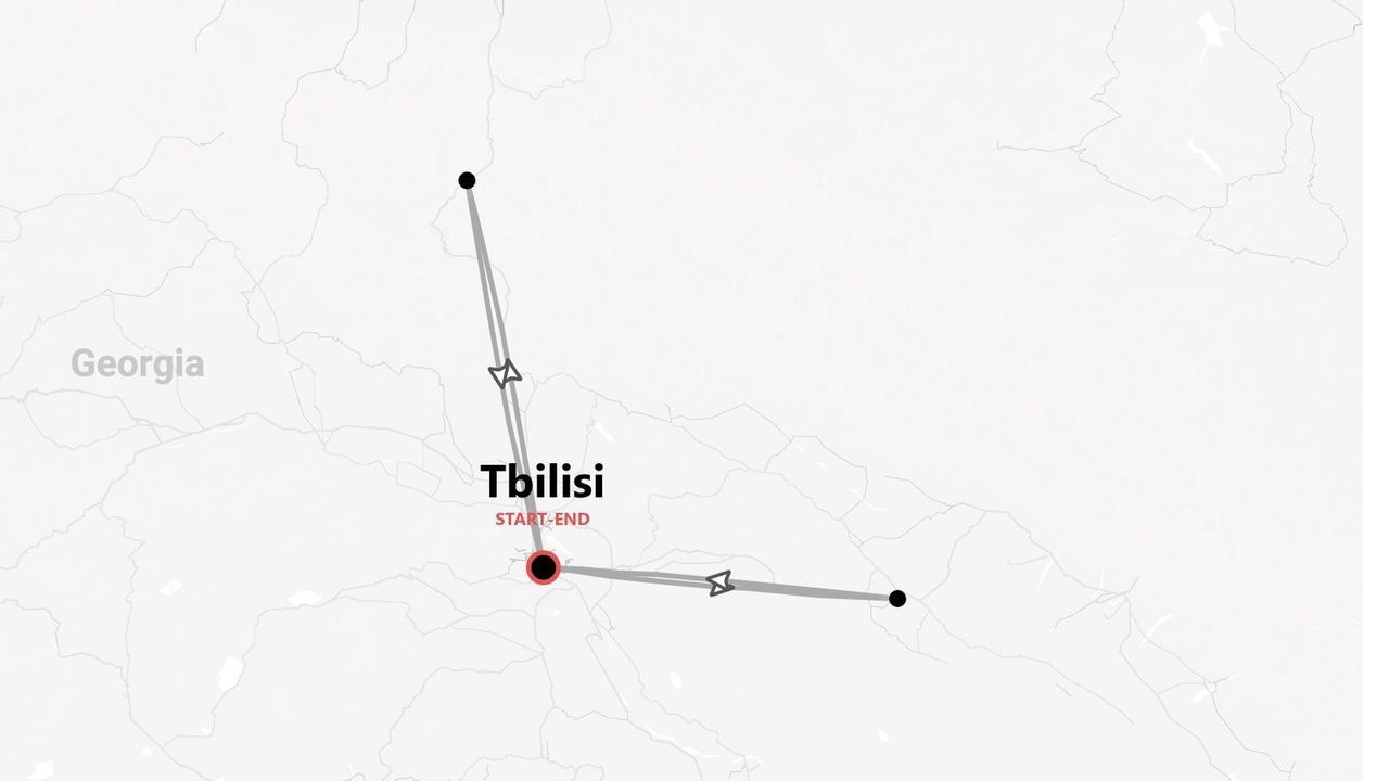 Una mappa minimalista che mostra un itinerario di viaggio in Georgia, con il punto di partenza e arrivo a Tbilisi.