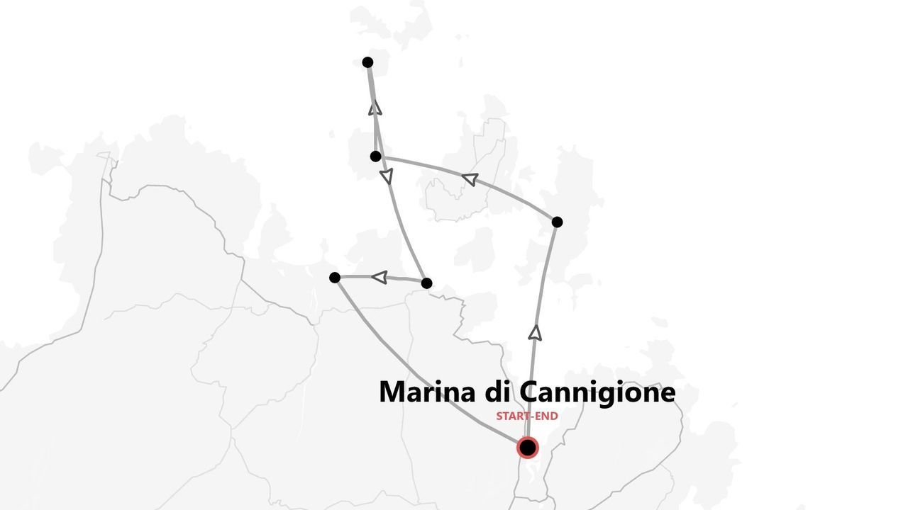 Una mappa in bianco e nero che illustra un percorso con più tappe, con partenza e arrivo a Marina di Cannigione.