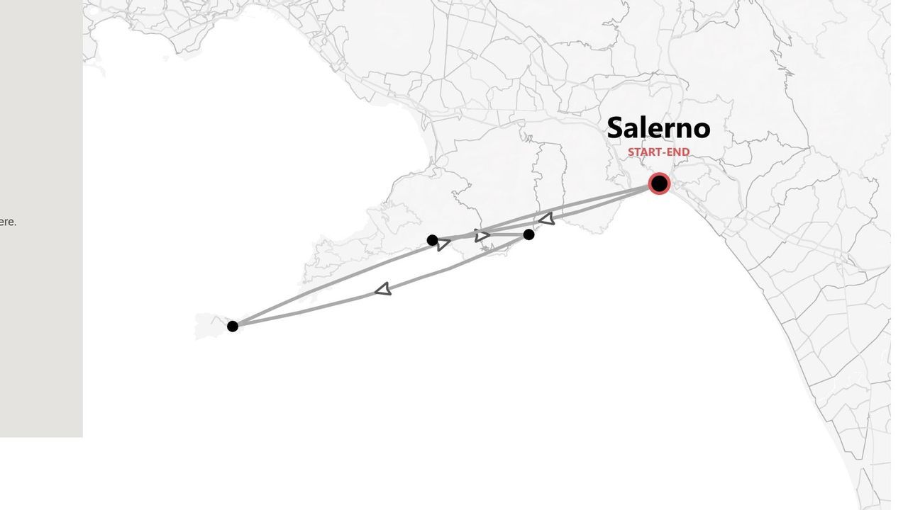 Mapa de un itinerario de viaje con Salerno como punto de inicio y fin.