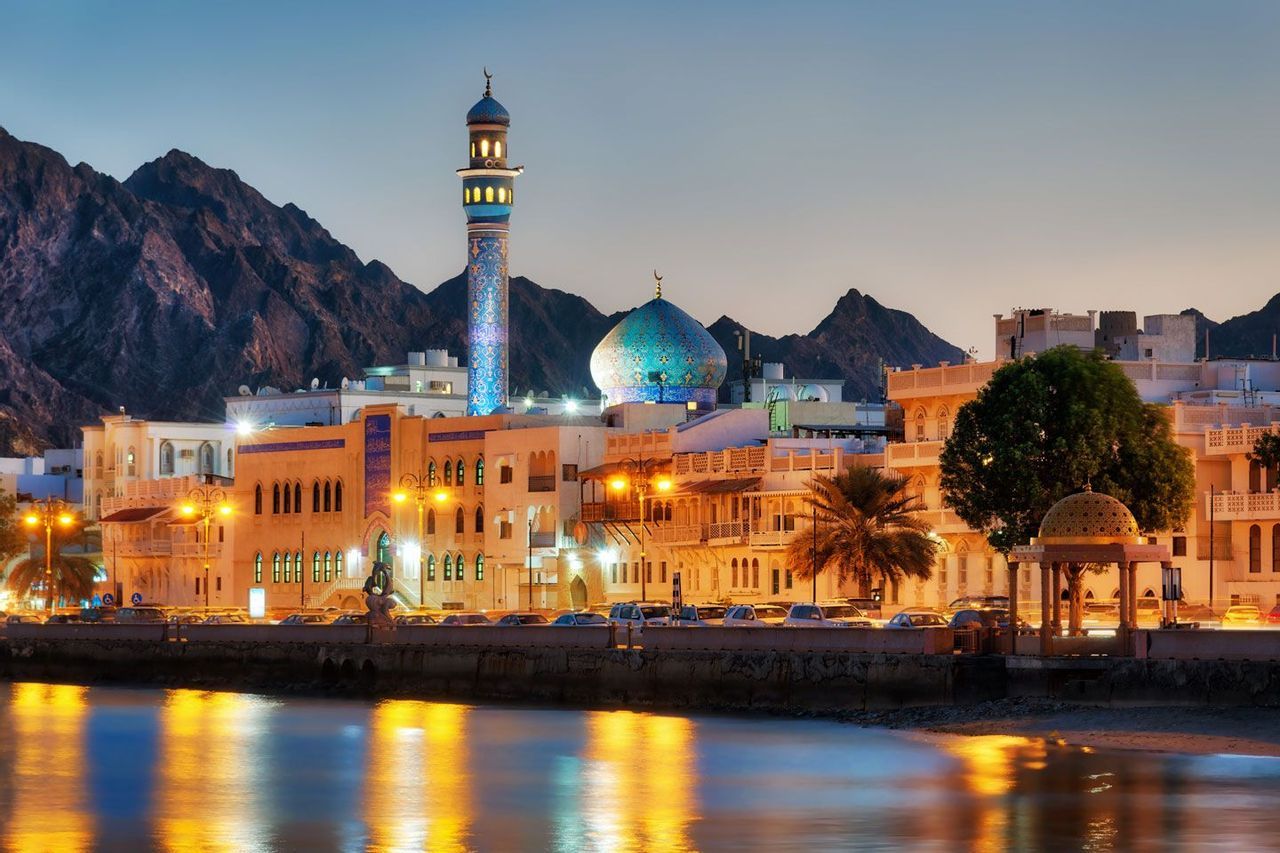 muscat-night.jpg
