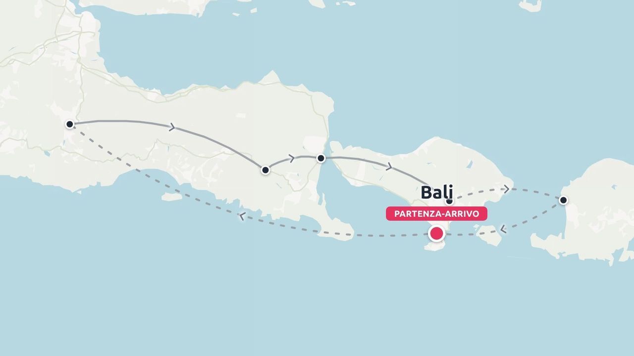 Mappa del percorso di viaggio che mostra un itinerario ad anello tra le isole, contrassegnato con punti di partenza e arrivo a Bali.
