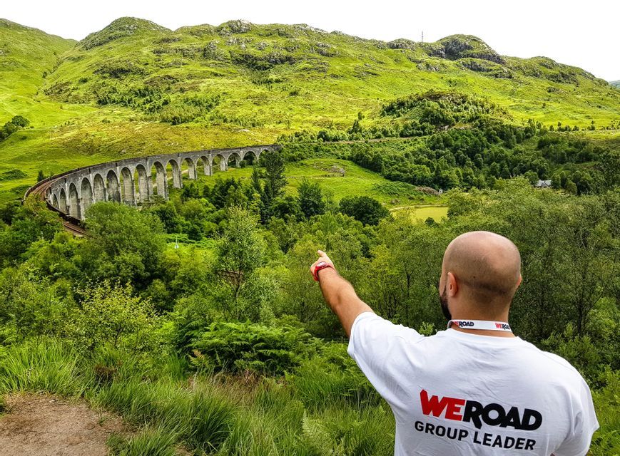 travel-scotland-train-group-trip-weroad travel-scotland-train-group-trip-weroad