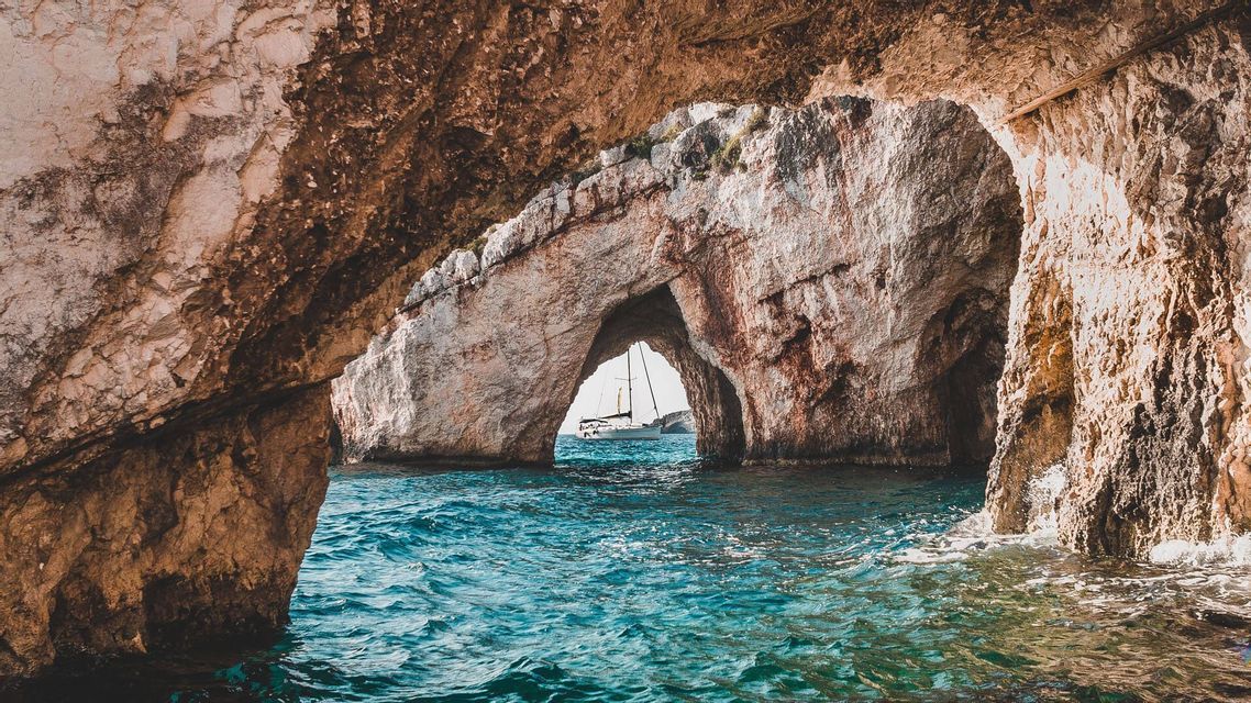 Caves-sea-landscape