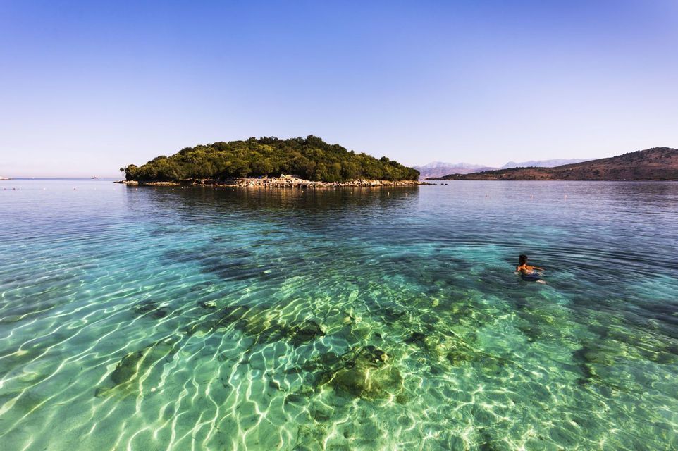 Albania: Tirana e le spiagge del Sud