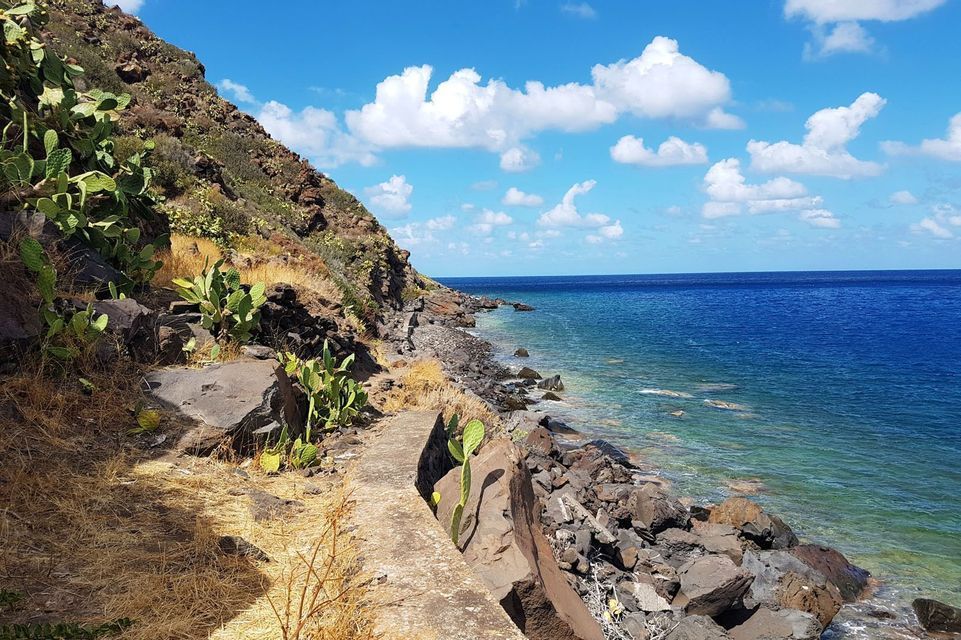Eolianisland-landscape-summer-sea