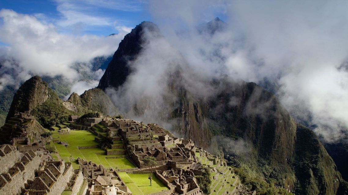 Peru group tour: trip from Lima to Machu Picchu | WeRoad