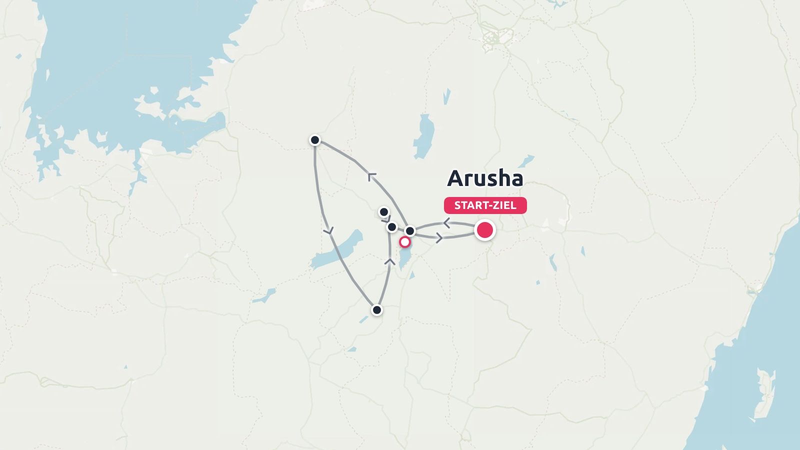 Eine Reiseroute, die eine Rundreise zeigt, die in Arusha beginnt und endet.