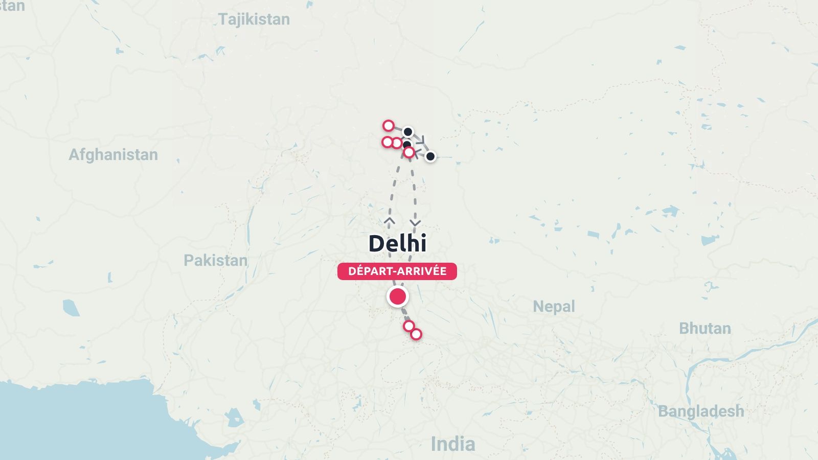 Carte de l'itinéraire de voyage en Inde montrant un circuit débutant et se terminant à Delhi avec des étapes dans la région du nord