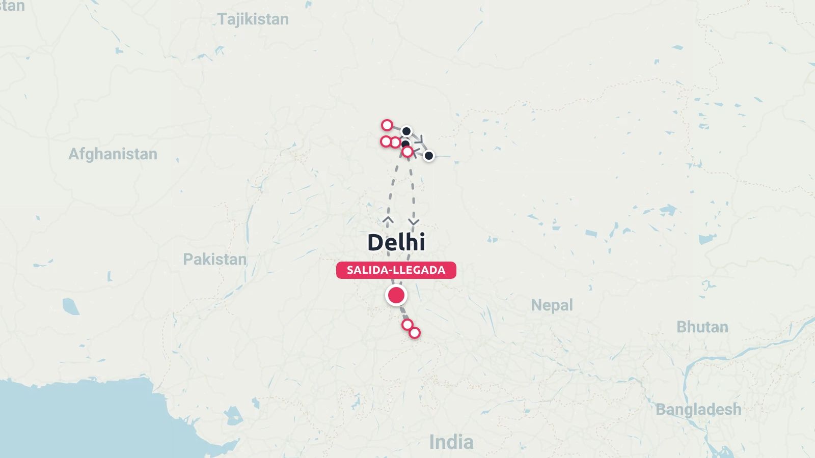 Un mapa de ruta de viaje que muestra un viaje que comienza y termina en Delhi, India, y se extiende hacia el norte a través de regiones montañosas.