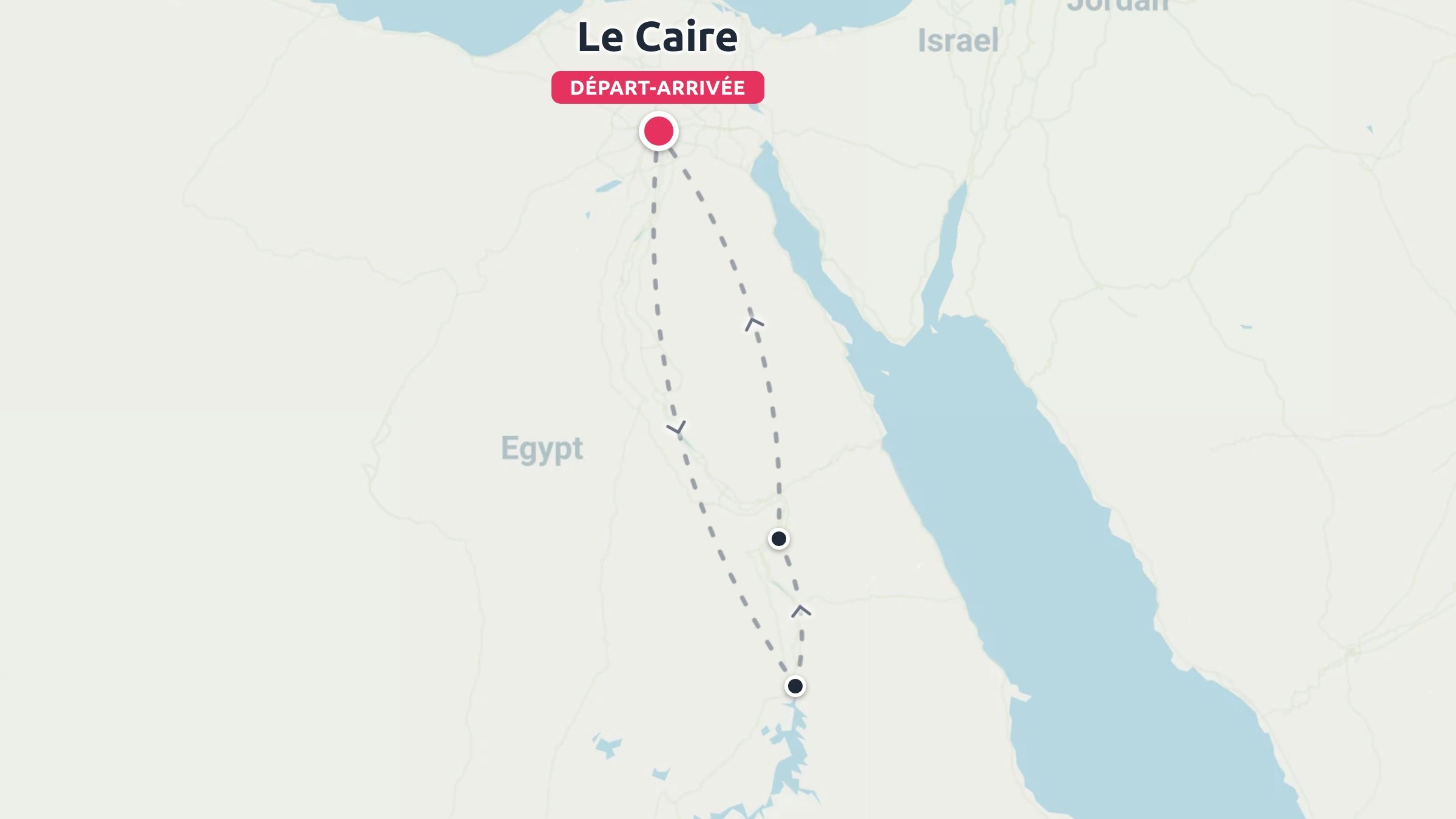 Carte de l'itinéraire de voyage en Égypte montrant un trajet de vol aller-retour commençant et se terminant au Le Caire.