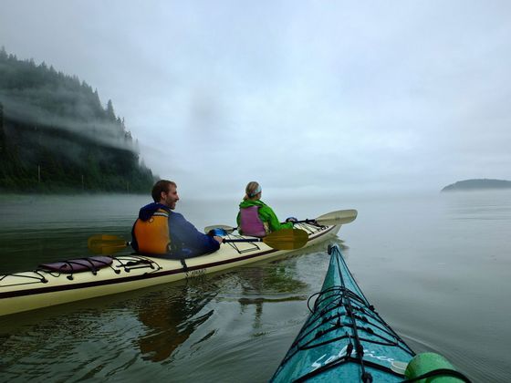 travel-kayak-adventure-adrenaline-alaska-tour