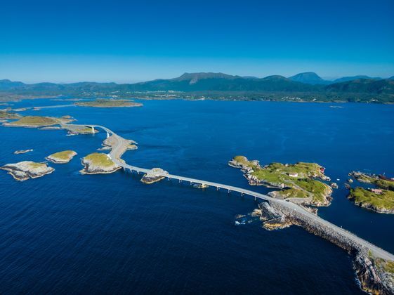 landscape-street-bridge-lofoten-norway