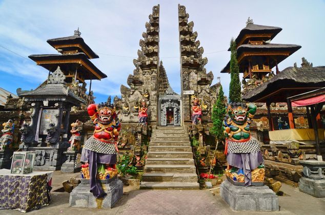 Viaja en grupo con WeRoad con gente de tu edad y descubre Bali a 360 grados