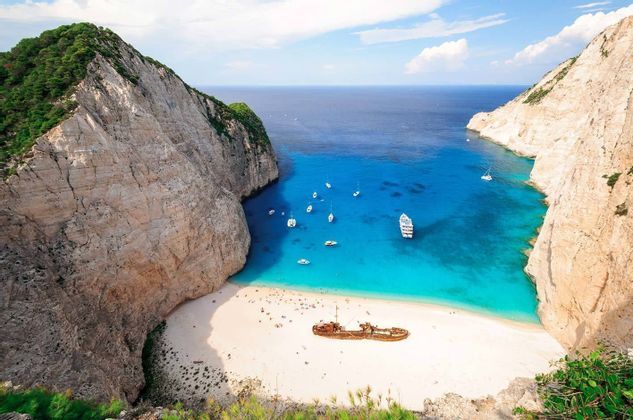 Viaja en grupo con gente de tu edad con WeRoad y descubre Zante en 8 días