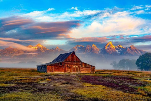 landscape-rural-us-discover-colorado-tour-van-road-trip