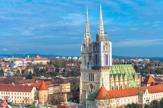 Cathedral-city-center-holiday