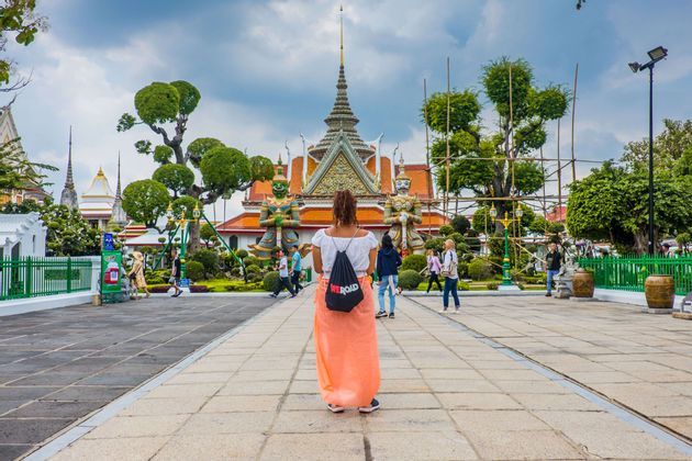 Thailand-women-city-center-monument