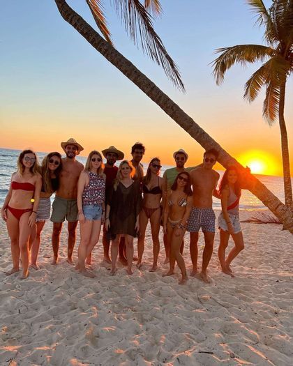 Vorresti ammirare il tramonto a bordo mare? Se la risposta è si ti basta preparare lo zaino e partire con WeRoad a Cuba.