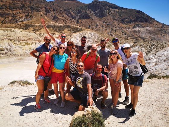 Vorresti vivere una nuova esperienza con un viaggio di gruppo un Grecia? Fallo con WeRoad. Parti in viaggio con noi e per vivere nuove avventure e fare nuove conoscenze lungo la strada.