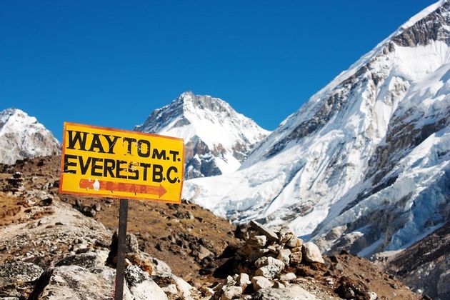 everest-base-camp-sign.jpeg