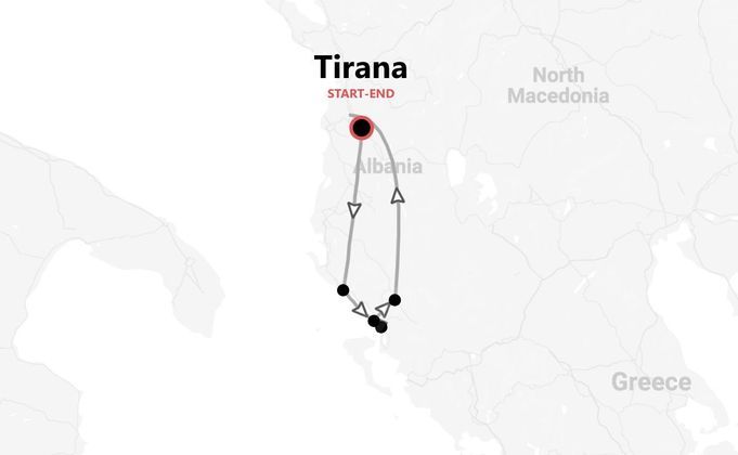 Albania: mar turquesa,aventura en barco y noches de fiesta