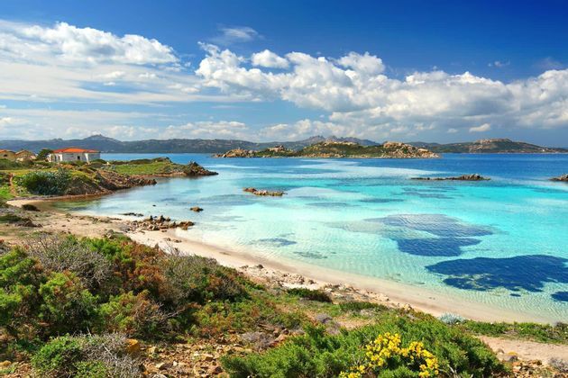 Sardegna Nord: surf e spiagge tra Maddalena e Costa Smeralda