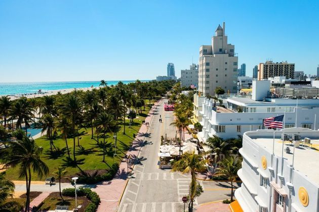 3-Miami-Ocean-Drive.jpg