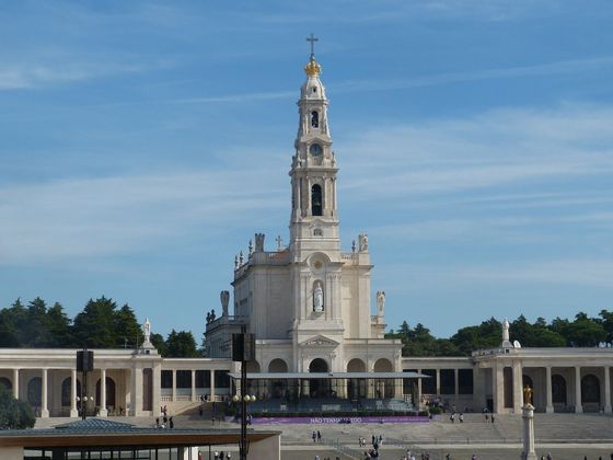 Viaja en grupo con WeRoad con gente de tu edad y descubre Portugal desde Lisboa hasta Oporto