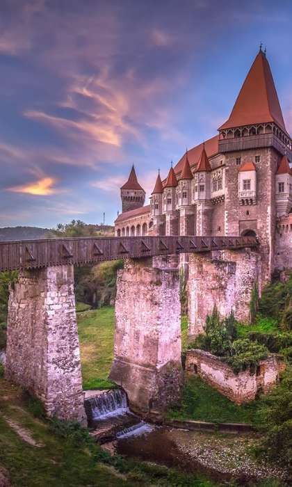 Romania-Cover-420x700.jpeg