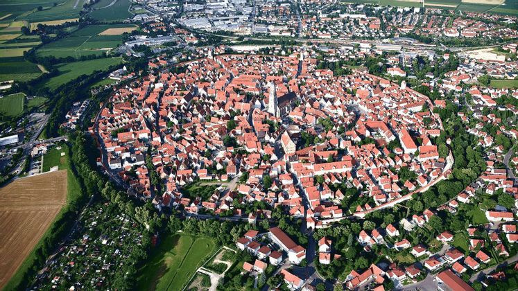 Germany-Gallery-Noerdlingen.jpeg