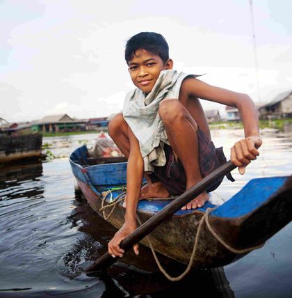 kid-flaoting-village.jpg