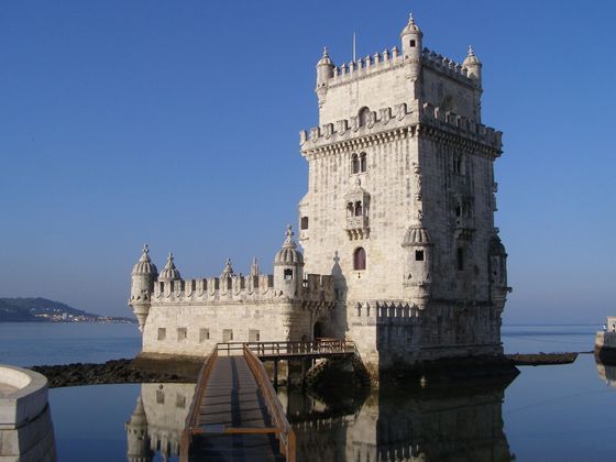 Viaja en grupo con WeRoad con gente de tu edad y descubre Portugal desde Lisboa hasta Oporto