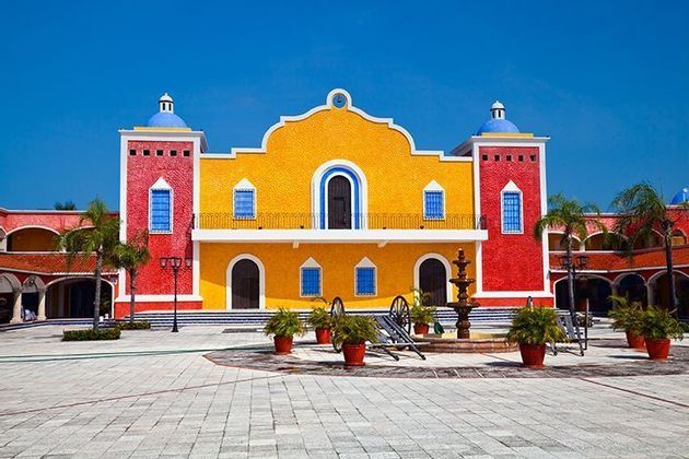 Viaja en grupo con WeRoad con gente de tu edad y descubre México, el Yucatán de los Mayas