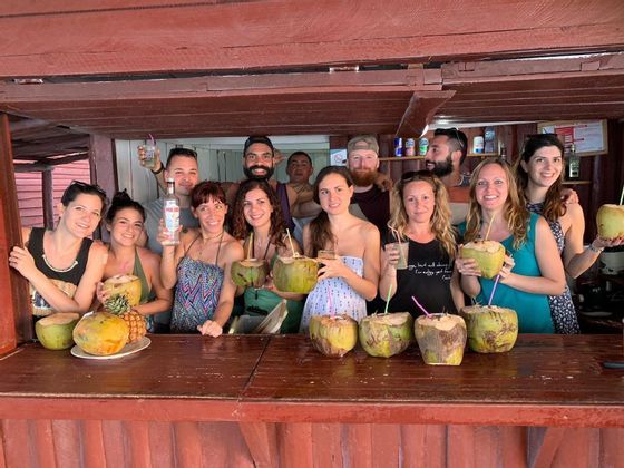 Viaja en grupo con WeRoad con gente de tu edad y descubre Cuba a 360 grados