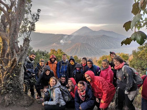 Viaja en grupo a Indonesia con gente de tu edad con WeRoad y descubre Java, Bali y las Islas Gili