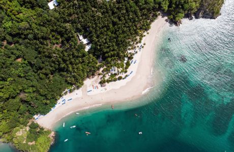 Costa Rica 360°: pura vida tra foreste tropicali, cascate e natura selvaggia