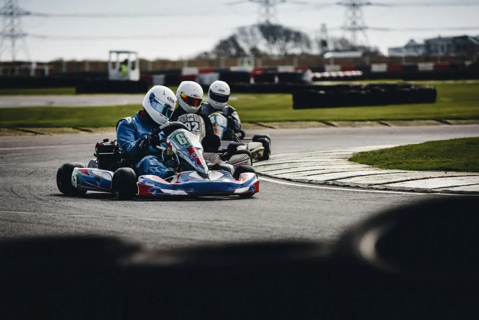 Kart & Aperitivo: tra curve e brindisi
