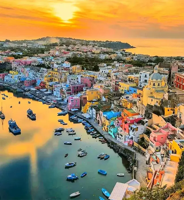 🌊☀️ WEEKEND A NAPOLI & PROCIDA☀️🌊