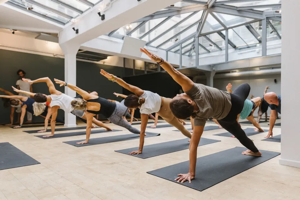 Yoga & Drinks : détends-toi, tes nouveaux amis sont là 