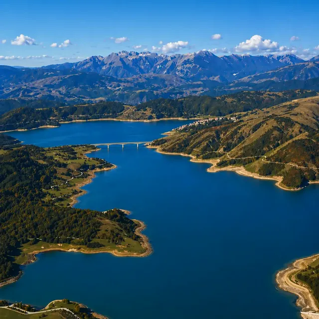 Lago di Campotosto e Monte di Mezzo tra panorami e libertà 