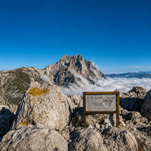 Il panorama dal monte Brancastello 