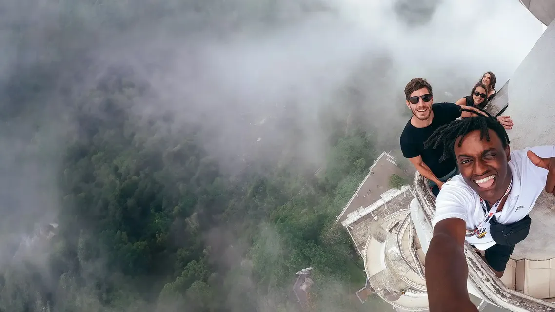 Únete al grupo de Facebook