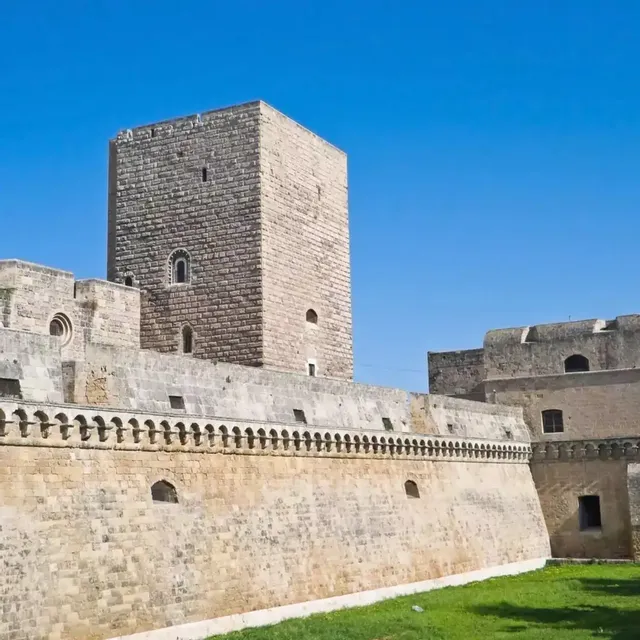 Castello Svevo di Bari: un’icona di potere e storia