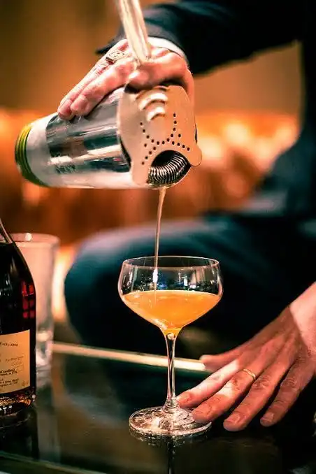 Creation de cocktails & apero… dans un bar caché