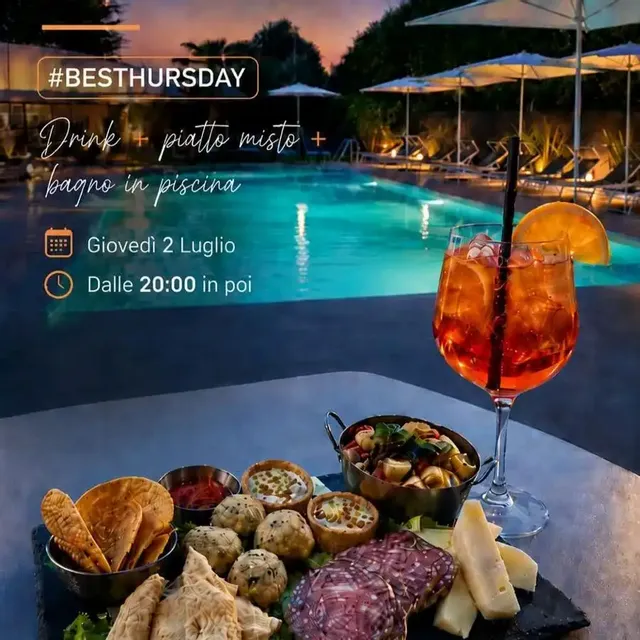 Bagno in piscina e aperitivo - Post office