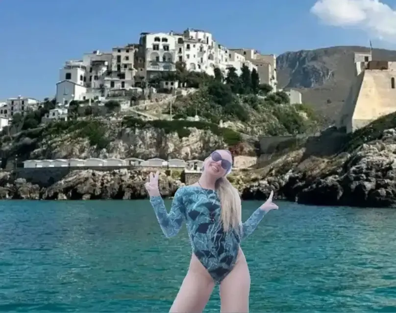 Sperlonga in barca: Grotta Azzura, Calette e Scogliere.