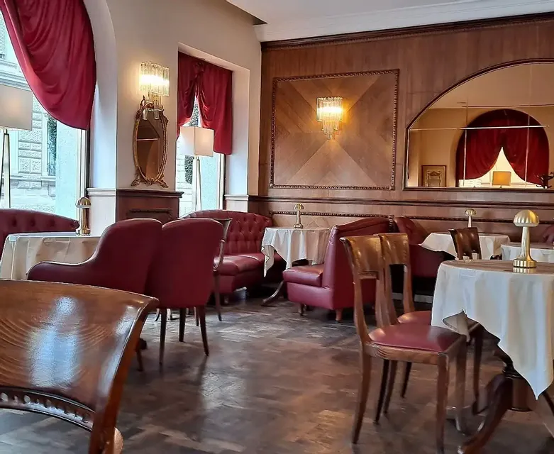 Tour caffè storici letterari di Trieste con degustazione