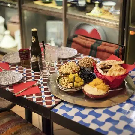 Aperitivo marocchino & hennè da Nurah Café