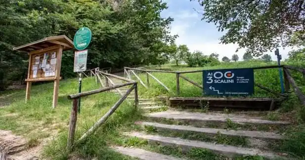 Passeggiata in Compagnia ai 300 Scalini